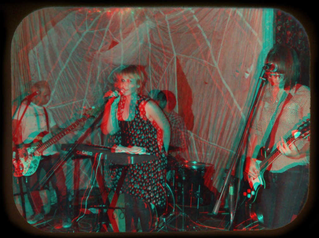 DSCF4295-A_ Jenny and The Holzers anaglyph